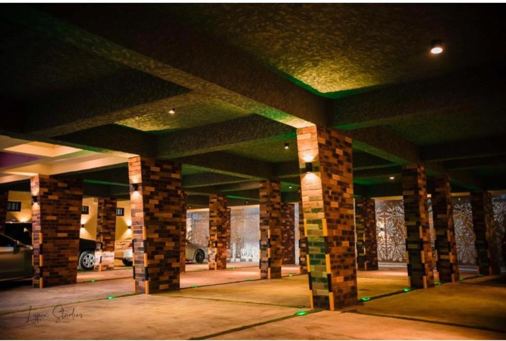 God's Touch Signature Hotel 4*