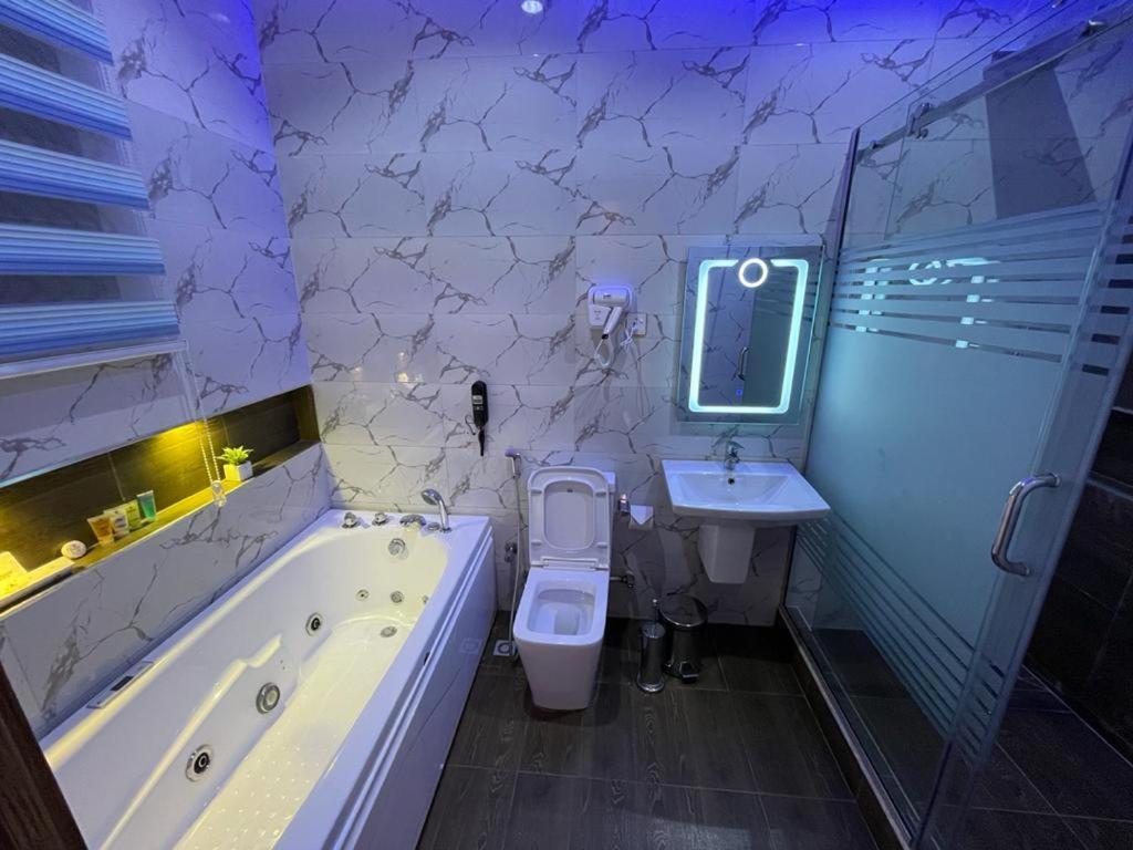 God's Touch Signature 4* Lagos